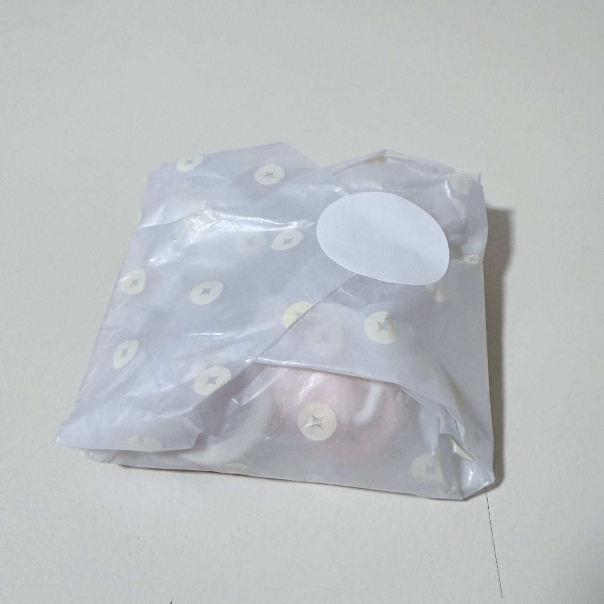 Tommee Tippee Newborn Pacifiers 0-2 Months, 4 Pack, Cream and Pink