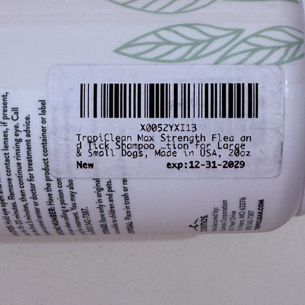 TropiClean Natural Flea & Tick Max Strength Dog Shampoo EXP 12/2029